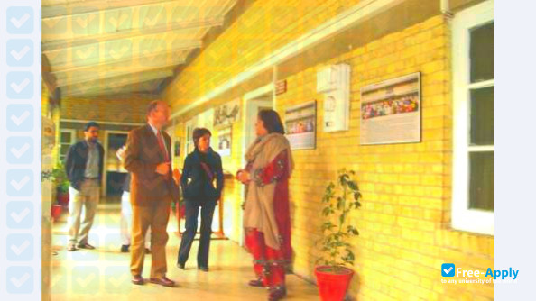 Foto de la Sardar Bahadur Khan Women University, Quetta #5