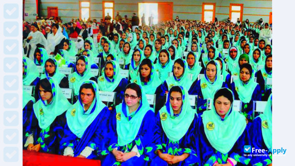 Foto de la Sardar Bahadur Khan Women University, Quetta #7