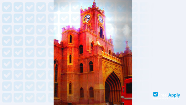 Foto de la University of Sindh #3