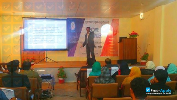 Foto de la Khushal Khan Khattak University #3