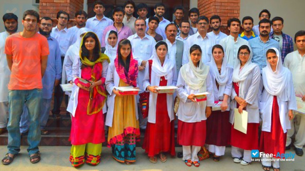 Khyber Girls Medical College Peshawar фотография №2