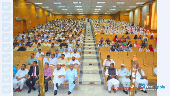 Khyber Medical College photo #3