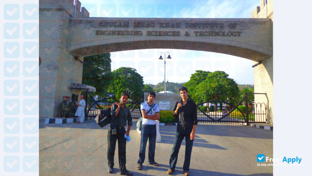 Photo de l’Ghulam Ishaq Khan Institute of Engineering Sciences and Technology #3
