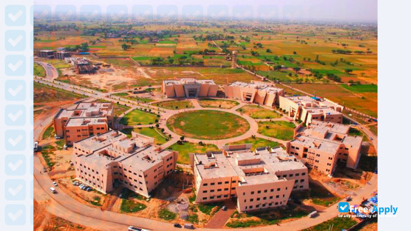 University of Gujrat photo #6