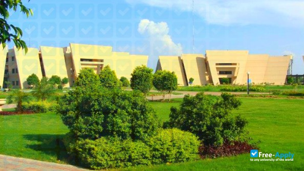 University of Gujrat photo #10