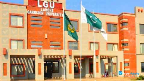 Foto de la Lahore Garrison University