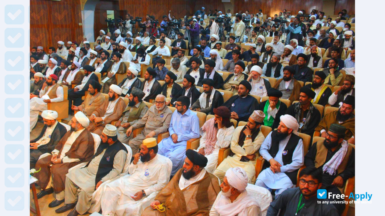 Foto de la Alkauthar Islamic University #9