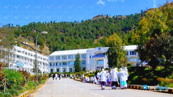 Women Medical and Dental College photo