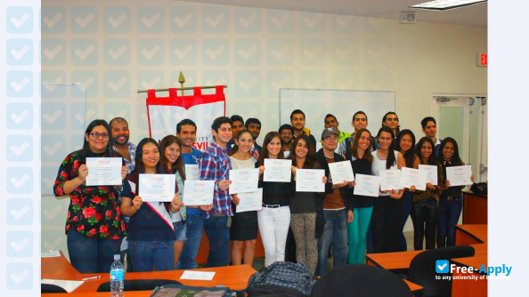 Foto de la Quality Leadership University Panama #10