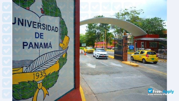 Foto de la University of Panama #4