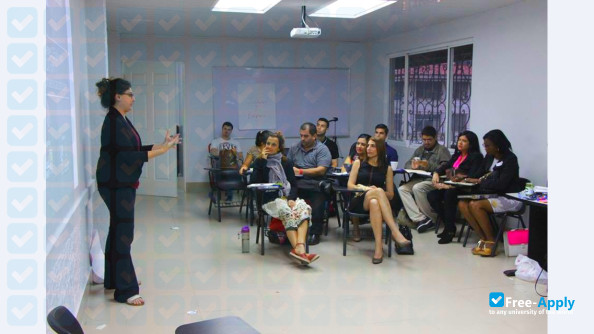 Foto de la Istmo University #6