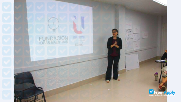 Foto de la Istmo University #2