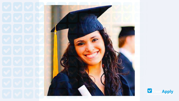 Photo de l’Latin American University of Foreign Trade #4