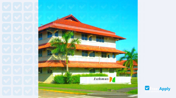 Foto de la Isthmus. Escuela de Arquitectura y Diseño de América Latina y el Caribe #4