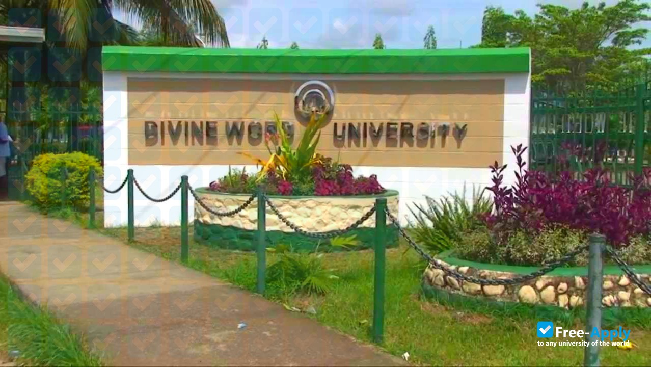 Photo de l’Divine Word University #6
