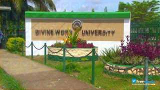 Miniatura de la Divine Word University #4