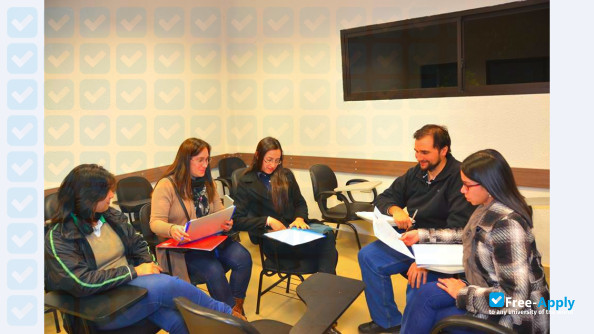 Photo de l’Autonomous University of Encarnación #8