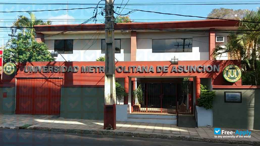 Foto de la Metropolitan University of Asunción #6