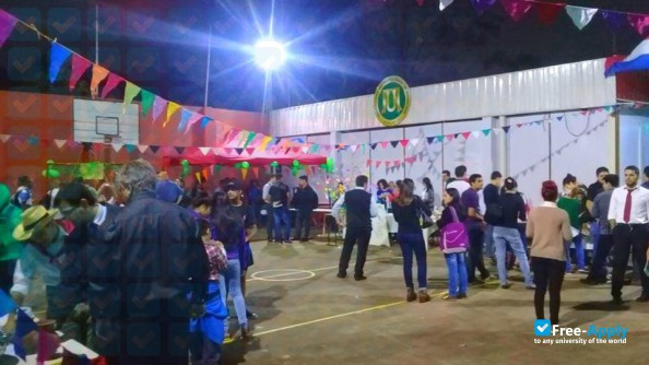 Foto de la Metropolitan University of Asunción #8