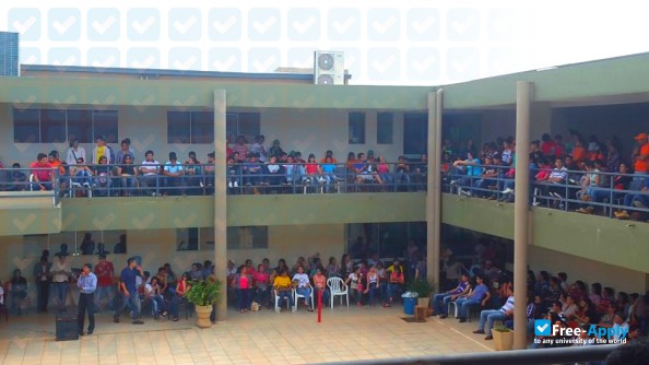Foto de la National University of Caaguazú