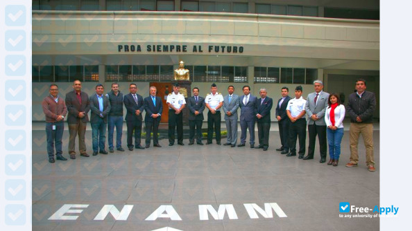 Foto de la National School of Merchant Marine Admiral Miguel Grau #8