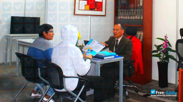 University of Sciences and Humanities photo #1