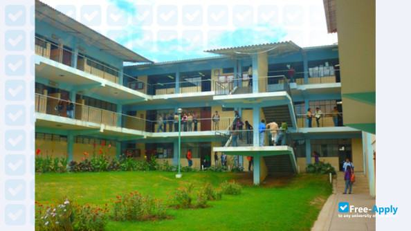 Universidad Privada Antonio Guillermo Urrelo photo #3