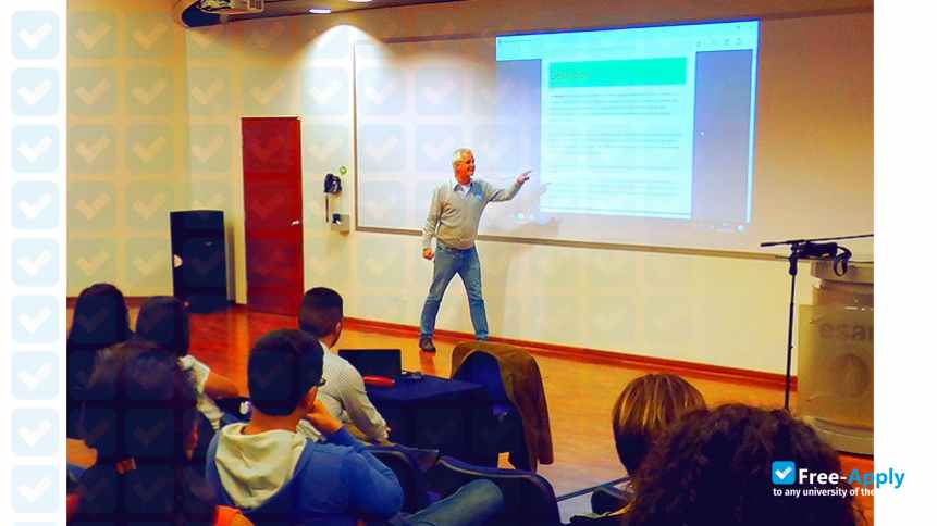 Photo de l’ESAN University #3
