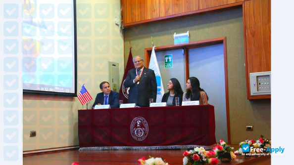 Photo de l’National University of Engineering Lima #8