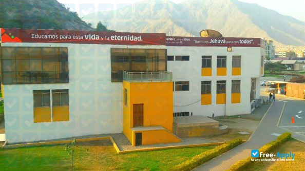 Foto de la Peruvian Union University #3