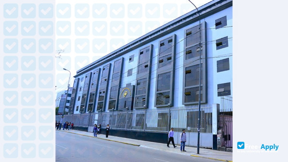 Foto de la Universidad Tecnológica del Perú #2