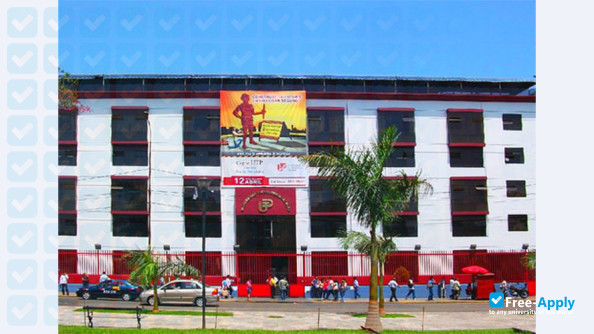 Foto de la Universidad Tecnológica del Perú #4