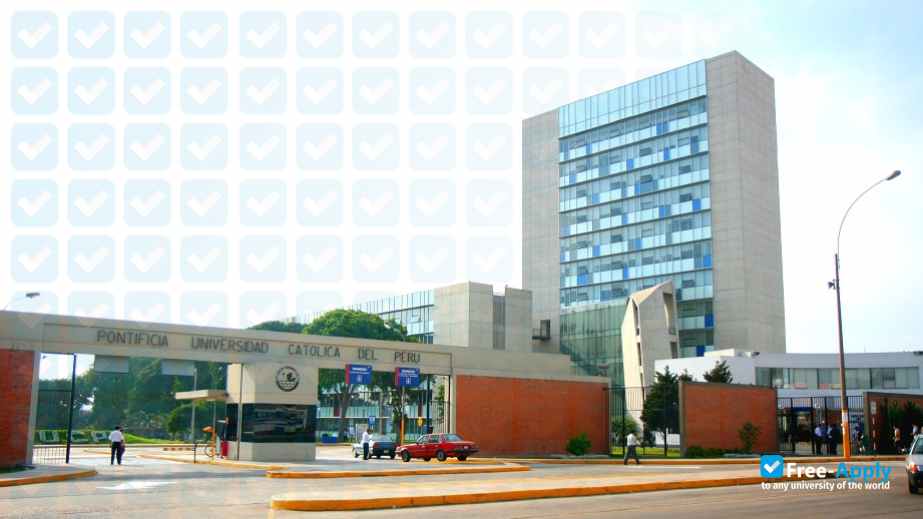 Pontifical Catholic University of Peru photo #10