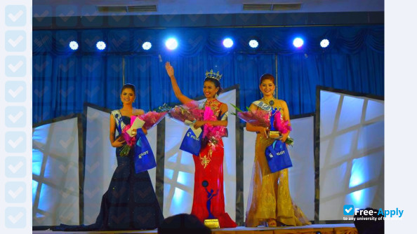 Colegio de Dagupan photo #2