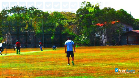 Foto de la Emilio Aguinaldo College #1