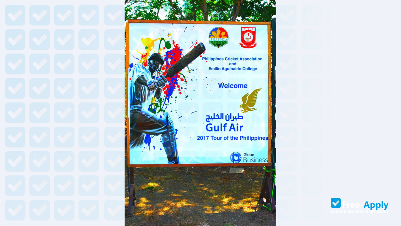 Foto de la Emilio Aguinaldo College #7