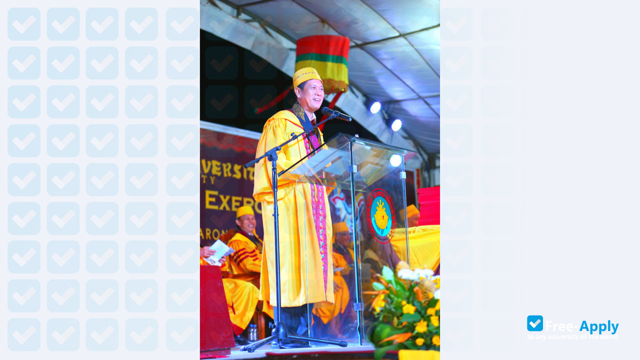 Foto de la Mindanao State University at Naawan #4
