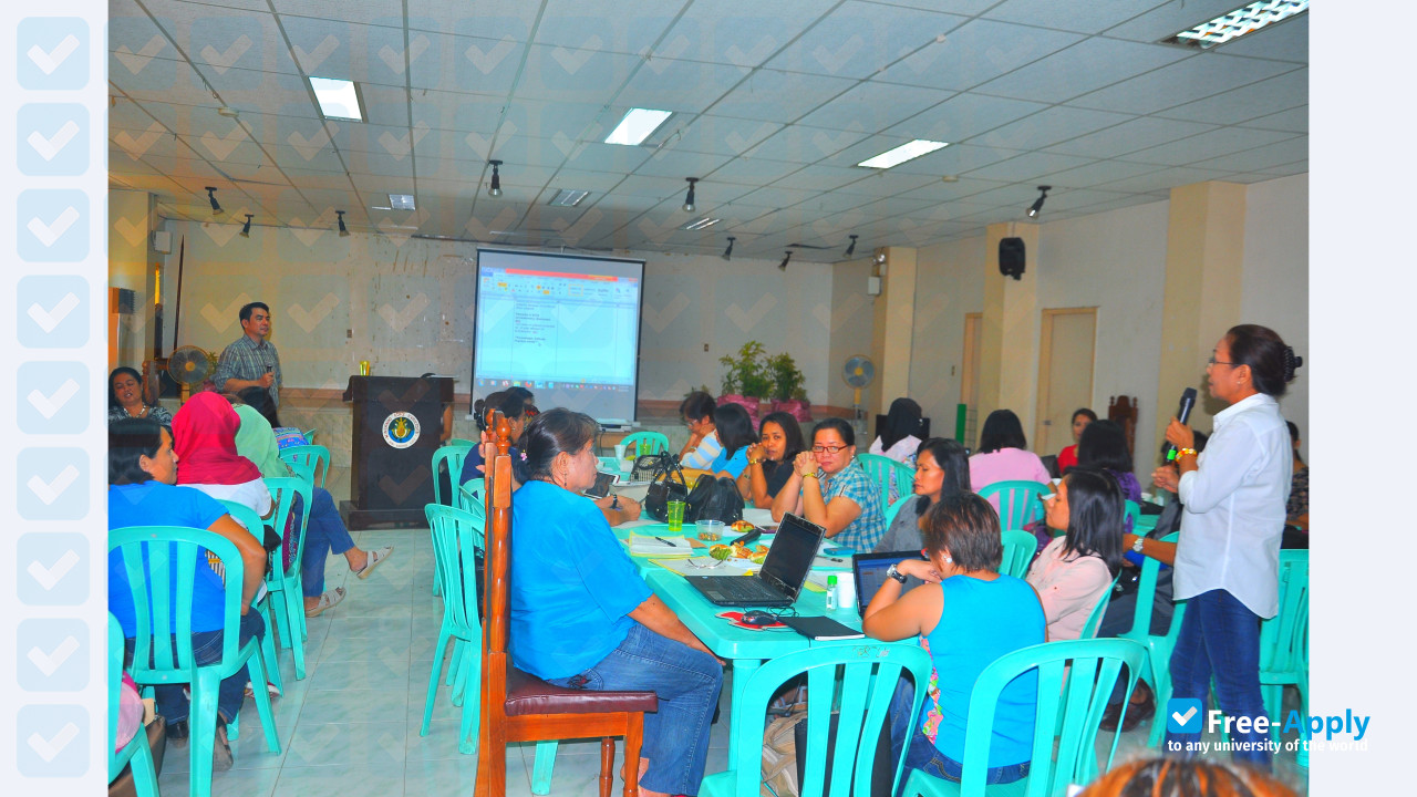 Foto de la Mindanao State University at Naawan #5