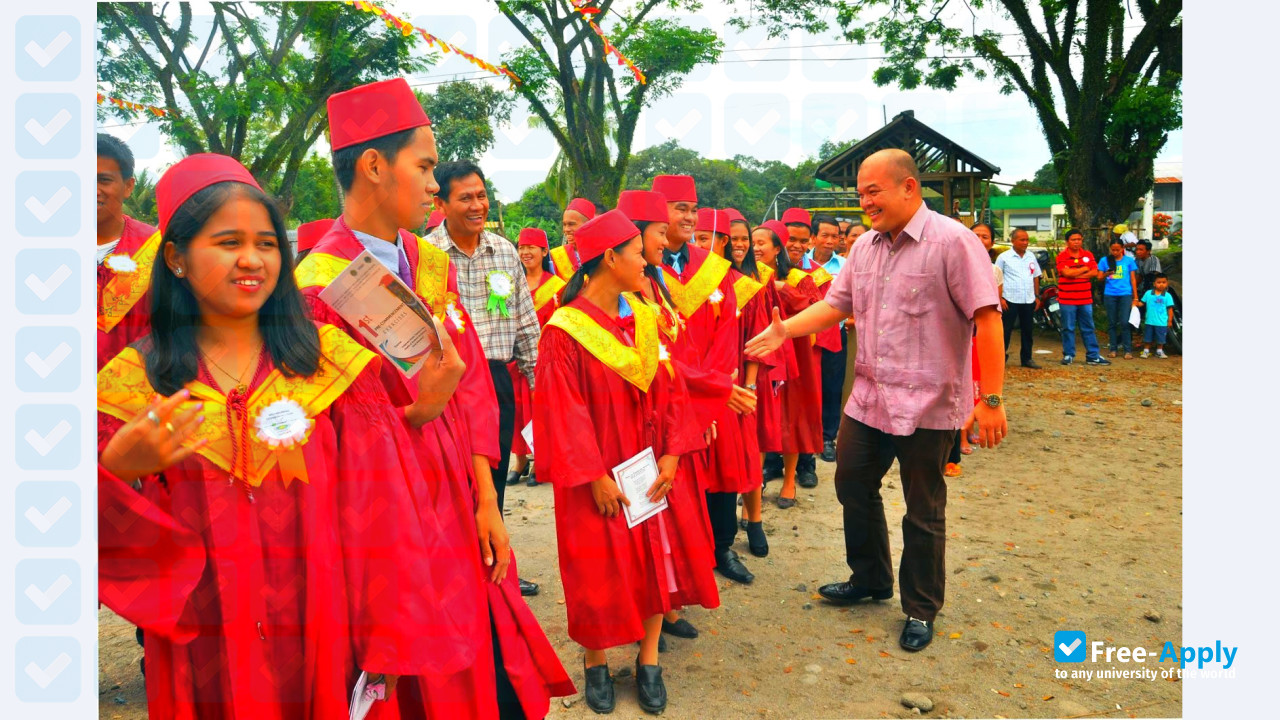 Foto de la Mindanao State University General Santos #14