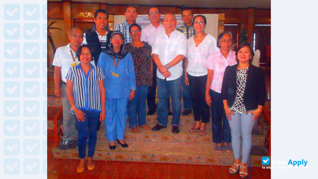 Foto de la Mindanao State University General Santos #4