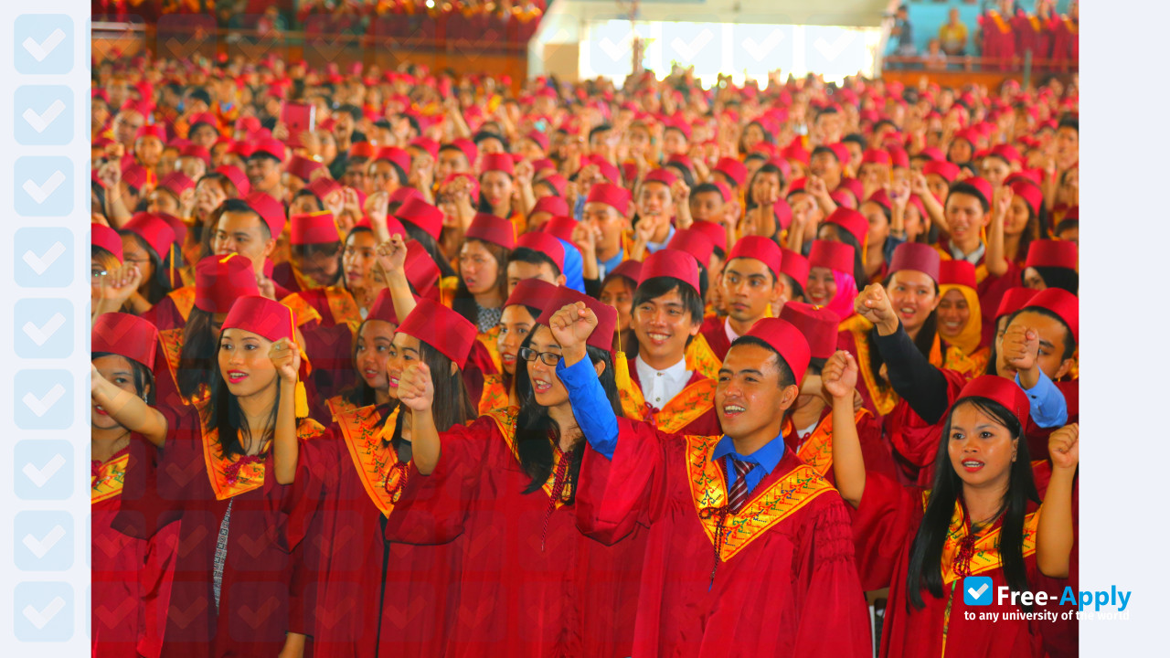 Foto de la Mindanao State University General Santos #6