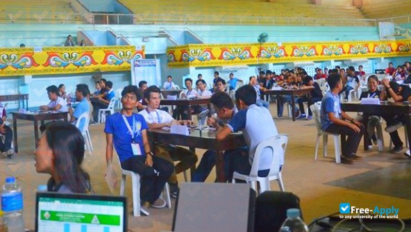 Foto de la Mindanao University of Science & Technology (Polytechnic State College) #2