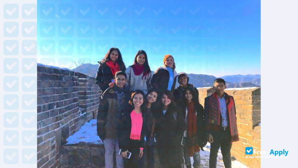Photo de l’Holy Name University #5