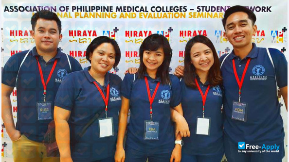 Photo de l’Iloilo Doctors' College #7