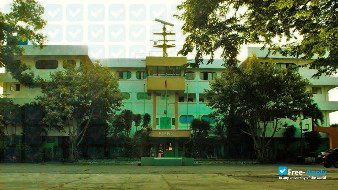 John B Lacson Colleges Foundation Bacolod фотография №2