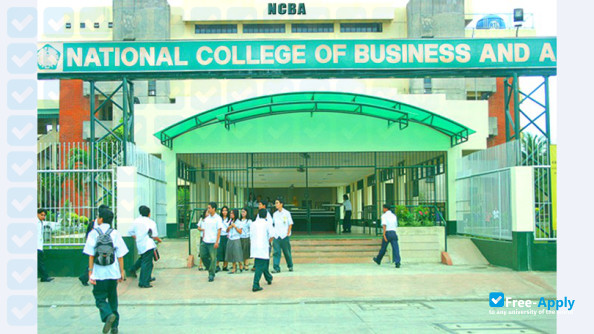 Foto de la National College of Business and Arts NCBA #1