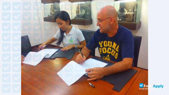 Manila Business College фотография №3