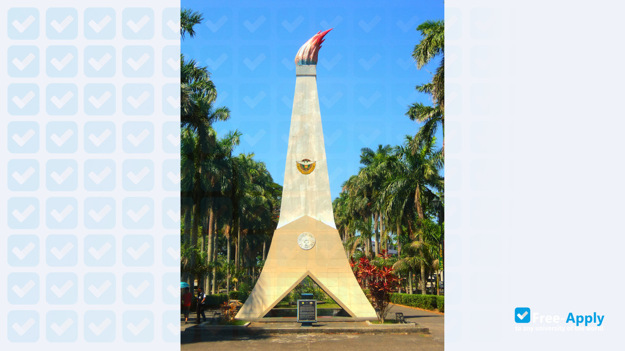 University of the Philippines Los Baños photo #3