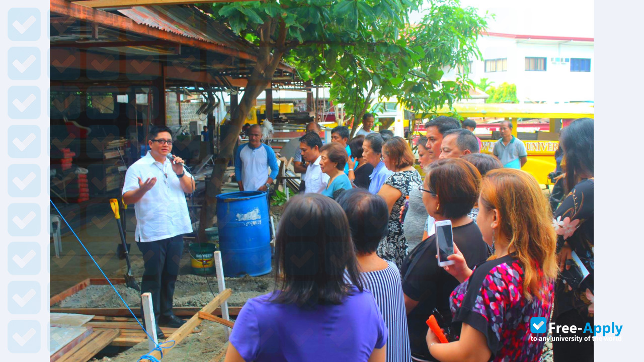 Foto de la Northwestern University, Philippines #9