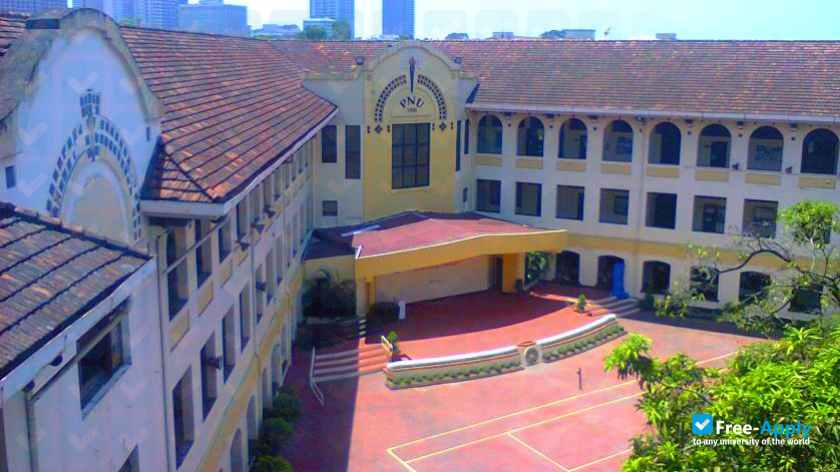 Philippine Normal University фотография №1